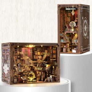 Beyond Library Book Nook Miniature Dollhouse_Max_7
