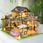 Caroline's Vintage Courtyard DIY Miniature Dollhouse_5