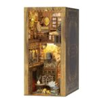 Cindy's Bookstore Book Nook Miniature Dollhouse_1