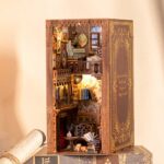 Cindy's Bookstore Book Nook Miniature Dollhouse_6