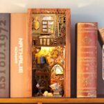 Cindy's Bookstore Book Nook Miniature Dollhouse_7