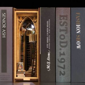 Elf Library Book Nook Miniature Dollhouse_3