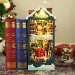 Santa's Cabin Book Nook Miniature Dollhouse_2
