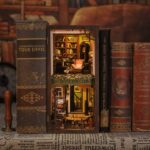 Sherlock Holmes Book Nook Miniature Dollhouse_3