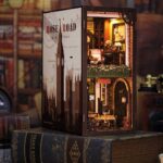 Sherlock Holmes Book Nook Miniature Dollhouse_5