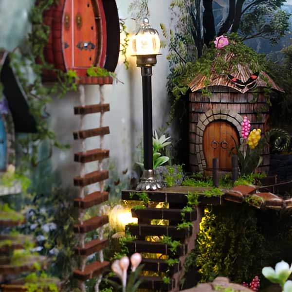 Whispering Woods DIY Miniature Dollhouse_Description_3