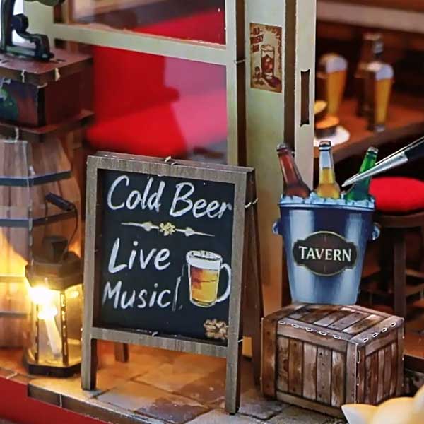 Crown Tavern DIY Miniature Dollhouse_Description_6