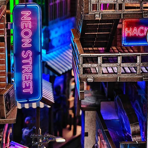 Cyber City Book Nook Miniature Dollhouse_Description_5