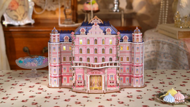 Isa Mansion DIY Miniature Dollhouse_Description_1